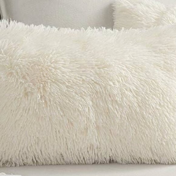 Luxury Faux Fur Throw Pillow COVER 12" X 20" - Picture 4 of 5